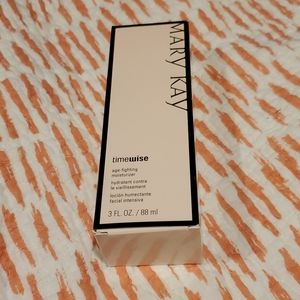 Mary Kay age fighting moisturizer